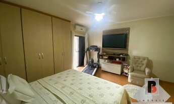 Imagem 4: Casa a venda totalmente reformada com quintal e Churrasqueira