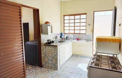 Imagem 3: Casa à venda, 5 quartos, 1 suíte, 1 vaga, Brasil - Uberlândia/MG