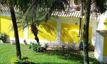 Imagem 2: Linda casa de condomínio, amplo quintal, ótimo lazer