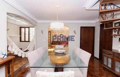 Imagem 5: CASA TERREA NO PAROLIN, 5 QUARTOS, 2 SUÍTES, 6 VAGAS, 257M², ESPAÇO GOURMET, CHURRASQ. FAC