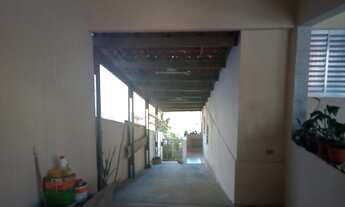 Imagem 4: Casa para Venda em Mogi das Cruzes, Vila Suissa, 4 dormitórios, 2 suítes, 2 banheiros, 5 v