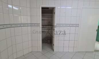 Imagem 6: Casa de condomínio para aluguel com 398 metros quadrados com 4 quartos