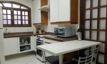 Imagem 7: Sobrado para venda possui 174 metros quadrados com 3 quartos