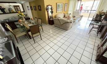 Imagem 2: Vendo 3qtos bem localizado próximo a praia<br>Oportunidade única!!