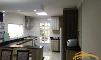 Imagem 7: Sobrado Jardim Cipava, Osasco, com 3 dormitórios, sendo 1 suíte, quintal e 2 vagas de gara