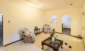 Imagem 6: Porto Alegre - Casa Padrão - Cascata