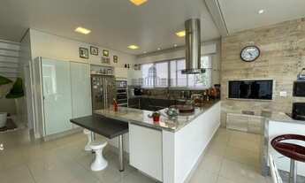 Imagem 5: Casa de condomínio para venda possui 510 metros quadrados com 4 quartos