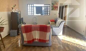 Imagem 2: Casa à venda 3 Quartos, 1 Suite, 3 Vagas, 250M², Parque São Jorge, Campinas - SP