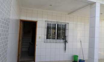 Imagem 2: Casa para venda tem 80 metros quadrados com 2 quartos em Quietude - Praia Grande - SP