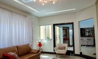 Imagem 3: A melhor mansão da cidade