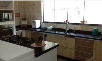 Imagem: Sobrado para venda tem 224 m² e 3 Dorms