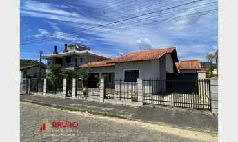 Imagem 3: Antônio Carlos - Casa Padrão - Centro