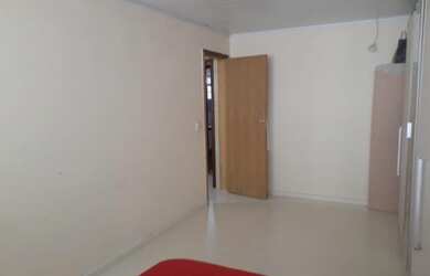 Imagem 7: Casa para venda possui 60 metros quadrados com 2 quartos em Iguaçu - Araucária - PR