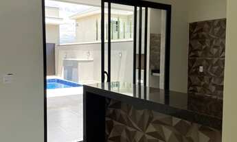 Imagem 5: Oportunidade Casa de condomínio para venda possui 180 metros quadrados com 3 quartos