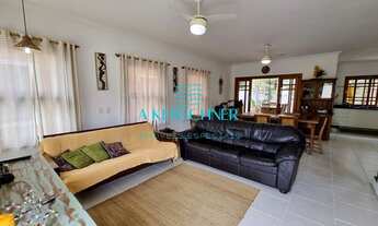 Imagem 2: CASA EM CONDOMÍNIO COM 3 SUÍTES, ÁREA GOURMET RECÉM-REFORMADA, DISPONÍVEL PARA VENDA, NA P