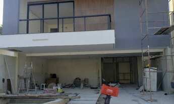 Imagem 3: Casa moderna em fase final de construção