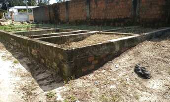 Imagem 6: Terreno com estrutura pra primeiro andar