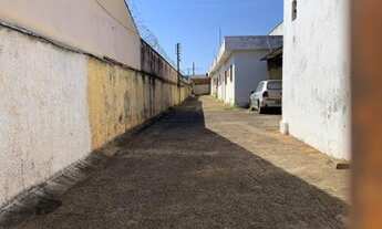 Imagem 2: Ótimas casas com 2 Quartos e 1 Banheiro à venda no Osvaldo Rezende, com 800m² por R$ 600.0