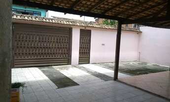 Imagem 3: Casa com piscina