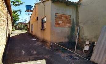 Imagem 6: Lote com kitnet St. Leste Universitário