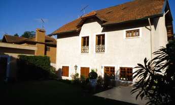 Imagem 5: Casa de condomínio para venda tem 464 metros quadrados com 5 quartos