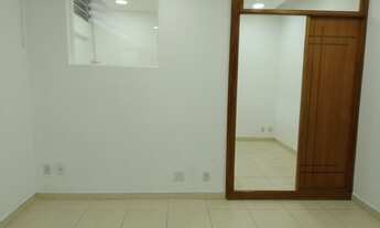 Imagem 5: Sala Centro, reformada, local nobre, Rua Nilo Peçanha, excelente preço - Petrópolis - RJ