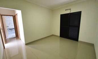 Imagem 7: Casa de condomínio para venda possui 240 metros quadrados com 3 quartos