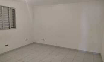 Imagem 5: Eduardo. CASA EM SÃO PAULO NA ZONA SUL, LOCALIZADA NO BALNEÁRIO SÃO JOSÉ (PRÓXIMO AO TERMI