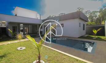 Imagem 3: Linda casa linear com 4 quartos, piscina e área gourmet no Condomínio Alvim