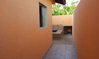 Imagem 4: Casa à venda com piscina e localizado à 1km do mar em Itanhaém, litoral sul de SP