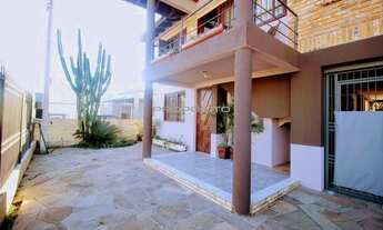 Imagem 3: Sobrado medindo 265 m², de 4 dormitórios sendo 1 suíte master no Bairro Nossa Senhora das