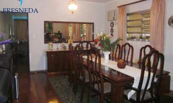 Imagem 2: SÃO PAULO - Casa Padrão - CHORA MENINO