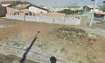 Imagem: Terreno com 300 m² esquina no Santa Julia