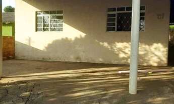 Imagem 2: Casa com 3 quartos - Bairro Tarobá em Londrina