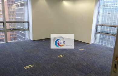 Imagem 4: Conjunto Comercial de 266m² com 4 vagas de garagem!