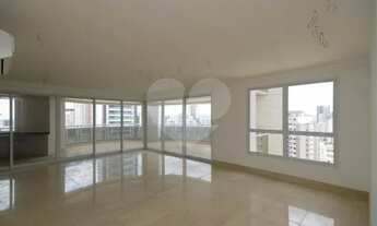 Imagem 2: Emiliano Analia Franco