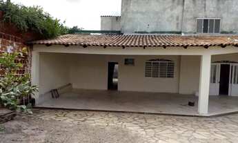 Imagem 5: Casa a venda na Colônia Agrícola Arniqueiras 5 Quartos sendo 2 suites..