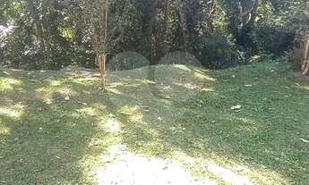 Imagem 5: Terreno à venda na Serra da Cantareira em Mairiporã/SP. Em condomínio fechado