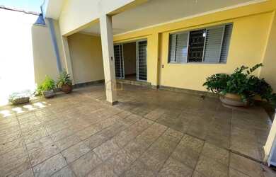 Imagem 6: Casa para Venda em Ribeirão Preto, Jardim Castelo Branco, 2 dormitórios, 1 suíte, 3 banhei