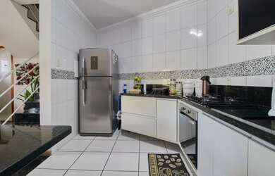 Imagem 6: Sobrado à venda no bairro Uberaba - Curitiba/PR