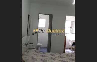 Imagem 7: DE QUEIROZ. CASA COM ESPAÇO ACONCHEGANTE EM BAIRRO TRANQUILO!