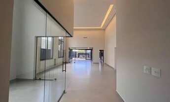 Imagem 2: Casa de condomínio para venda com 300 metros quadrados com 4 quartos