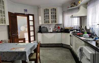 Imagem 6: Sobrado Isolado em condomínio fechado