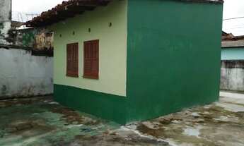 Imagem 3: Casa 2/4, sala, cozinha com area externa para garagem e area de serviço com deposito, Ca