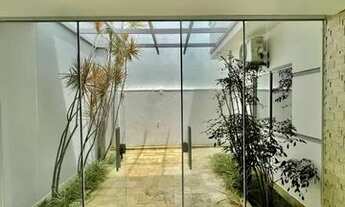 Imagem 5: Casa linear com piscina no Vale dos Cristais