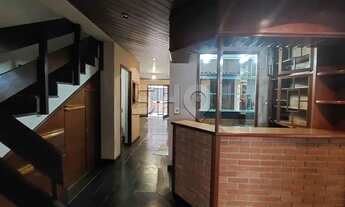 Imagem 3: Casa com arquitetura em tijolinhos em Mirandópolis região estritamente residencial, rua tr