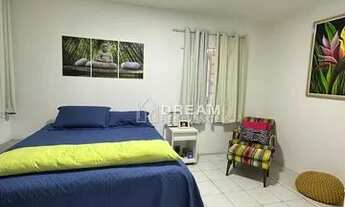 Imagem 2: Casa para venda possui 280 metros quadrados com 4 quartos em Hipódromo - Recife - PE