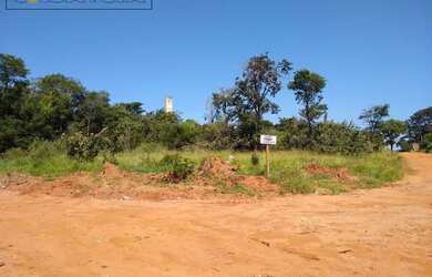 Imagem 3: 4 meio lotes de 175,50m² no Manchester