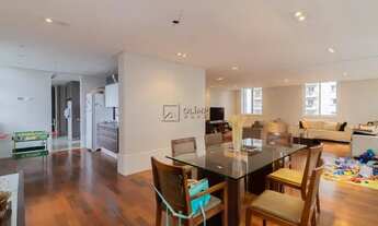 Imagem: Apartamento Venda 3 Dormitórios - 240 m²