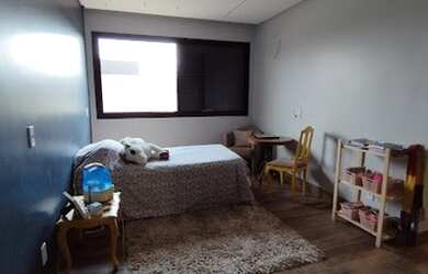 Imagem 5: Casa de condomínio térrea para venda com 326 metros quadrados com 4 quartos sendo 4 suites